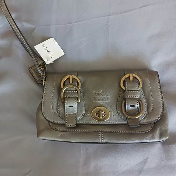 Coach Purse - Picture 1 of 6